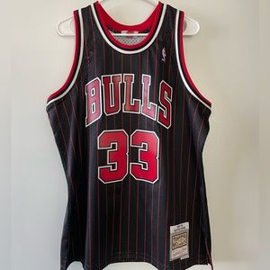 Scottie Pippen Chicago Bulls Jersey